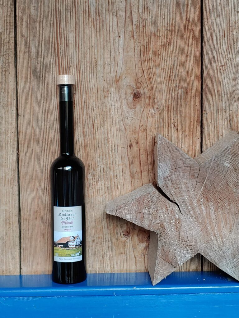 Flasche Pflümli-Schnaps (Rarität)