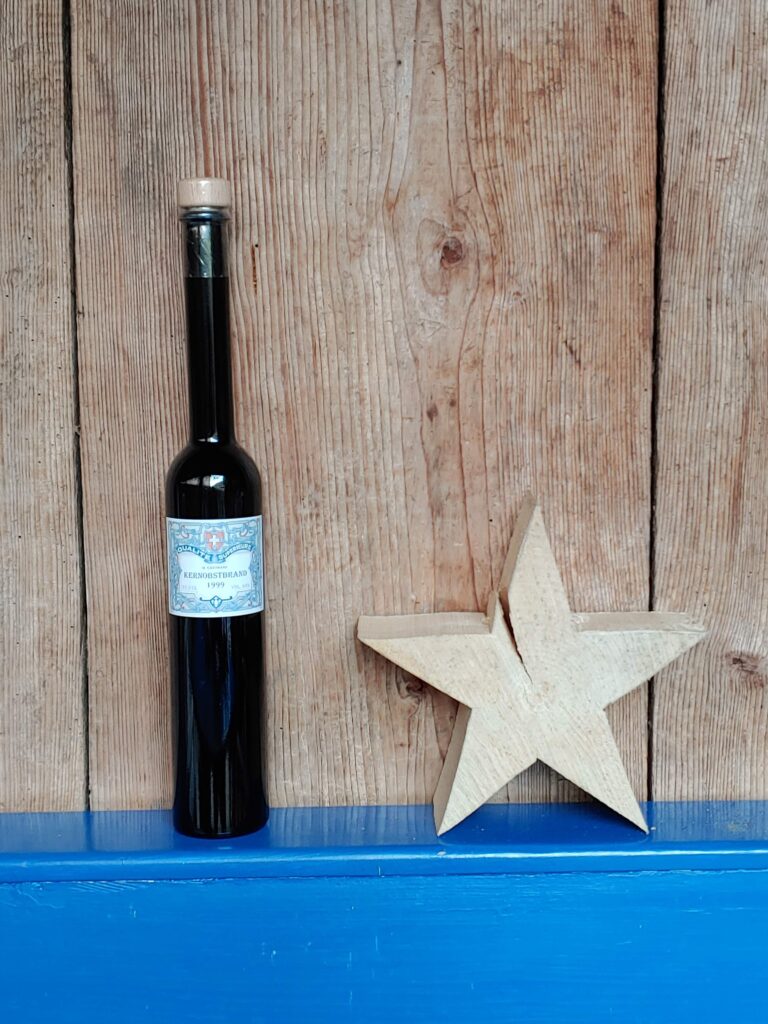 Flasche Kernobstbrand (Rarität)