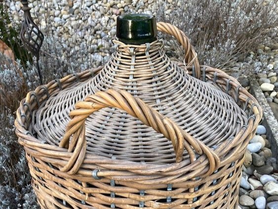 Korbflasche